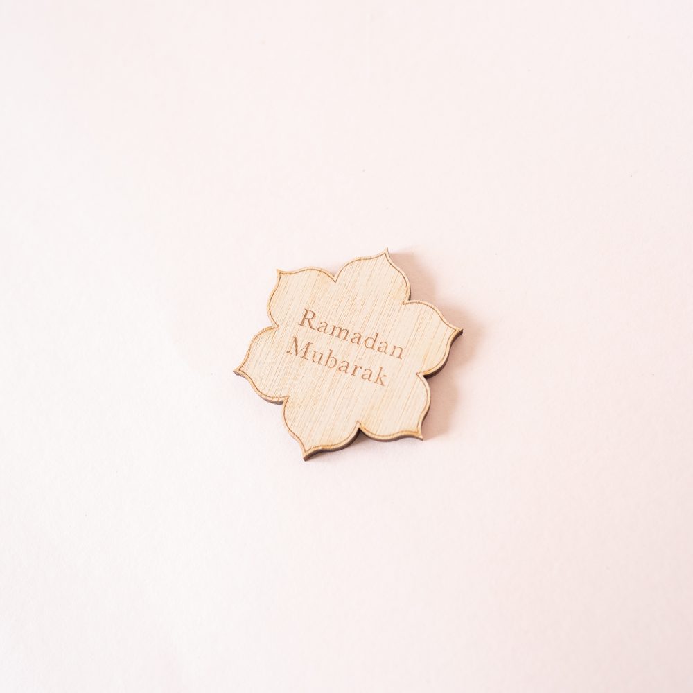 Marque place en bois "Ramadan mubarak" (x 4)