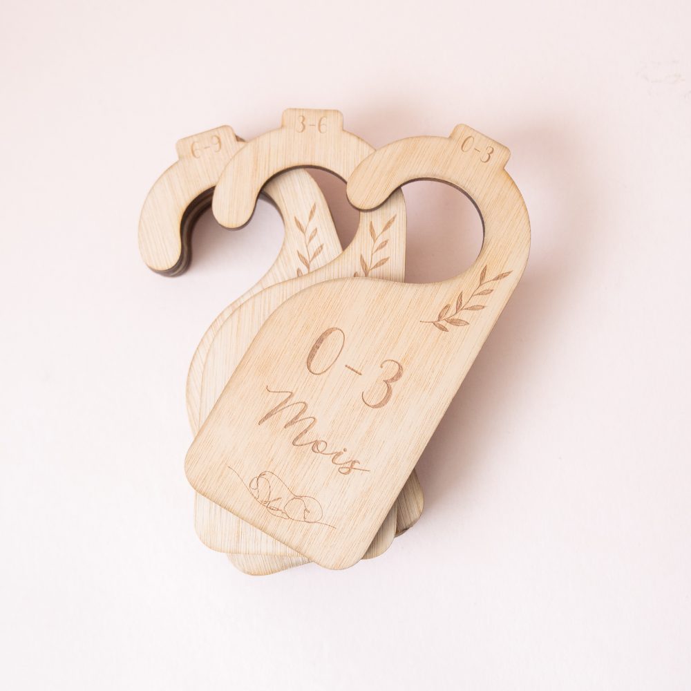 Séparateur de penderie bébé