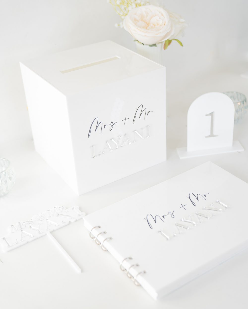 Pack Urne & Livre d'or - Prénoms 3D