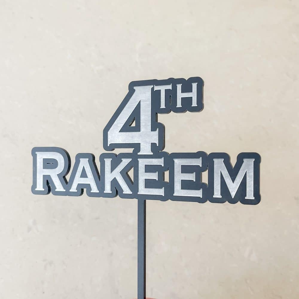 Cake topper anniversaire en plexiglass- Thème Wakanda