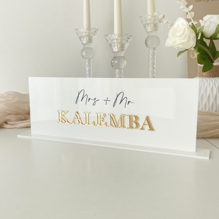 marque table